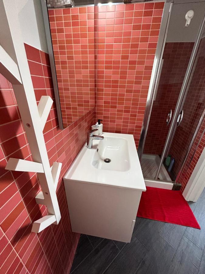 A Due Passi Da Apartment Корато Екстериор снимка